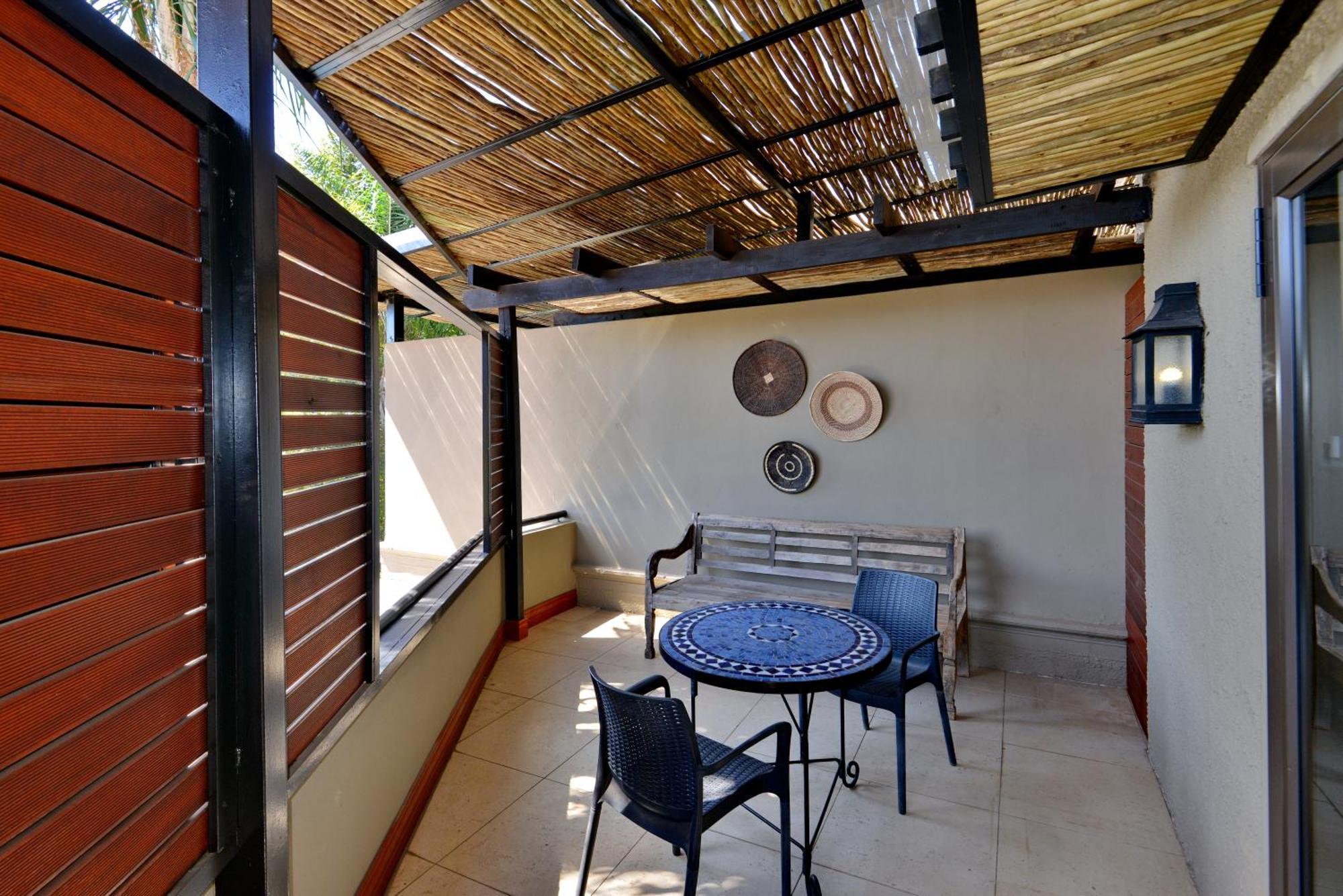 The Residence Johannesburg Buitenkant foto